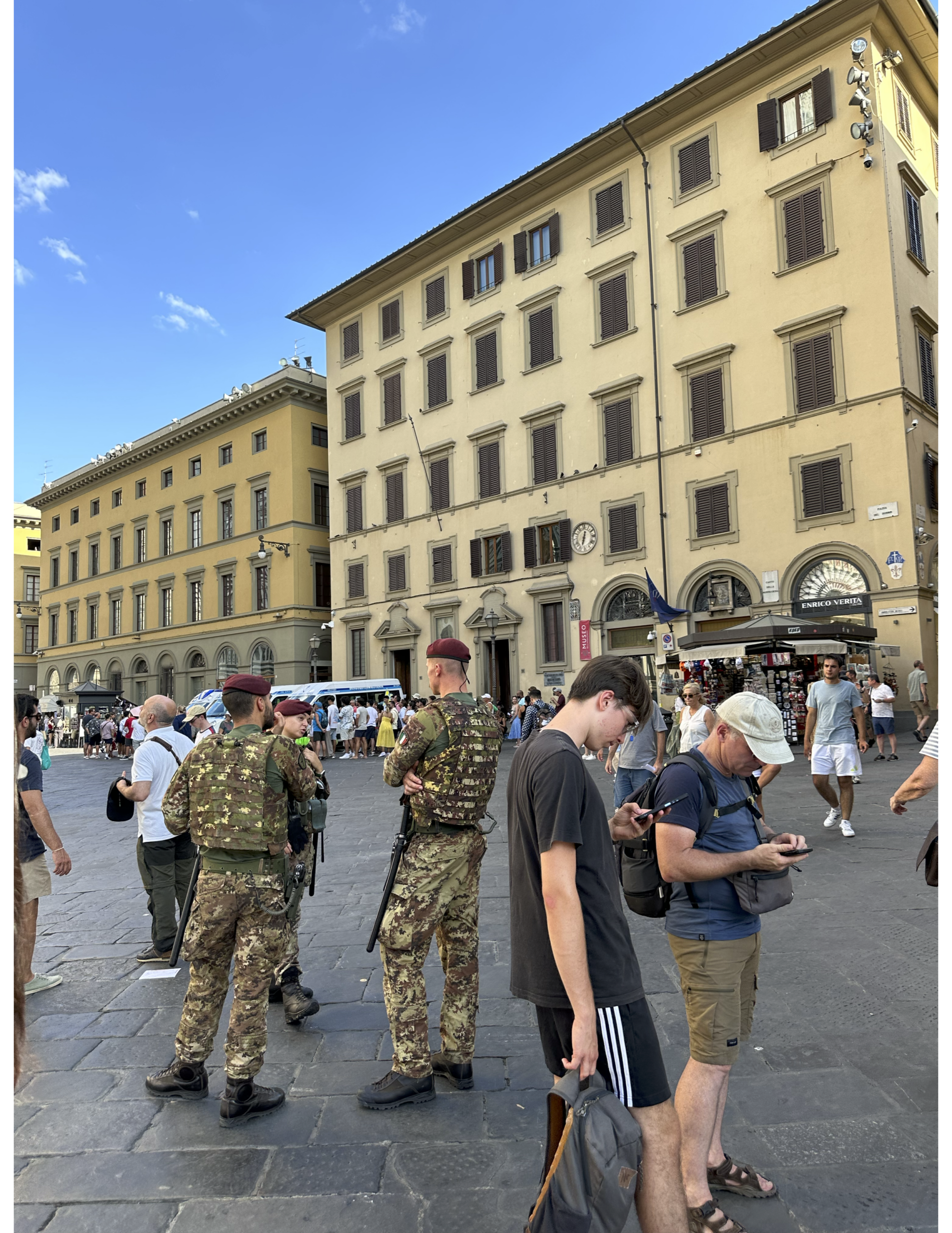 Italian soldiers patrolling Piazza della Signoria, Florence